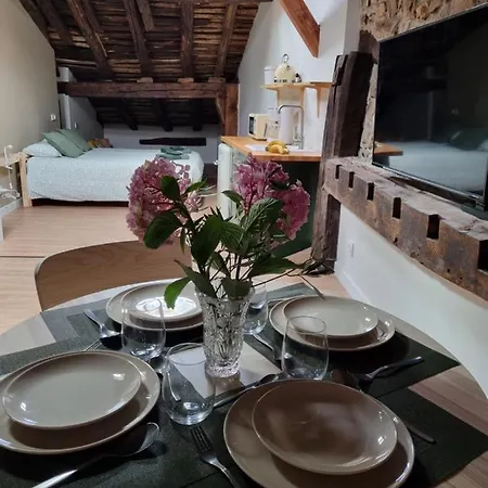 El Lecho Apartment Treceno