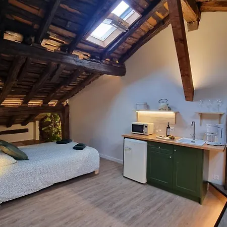 El Lecho Apartment *